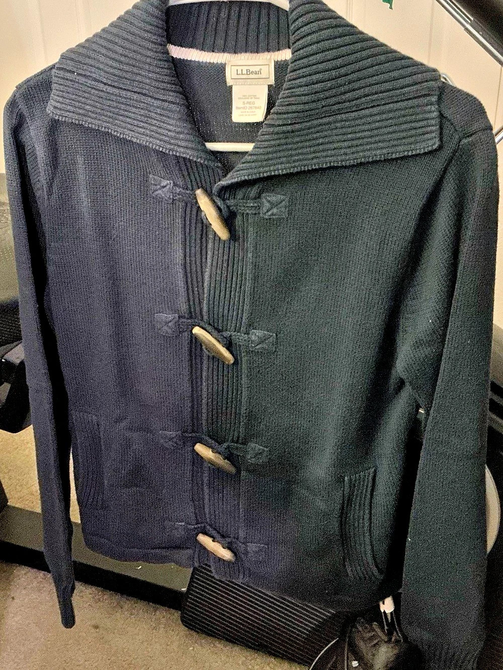 L.L.Bean Toggle Front Knit Cardigan deep navy Small Like New